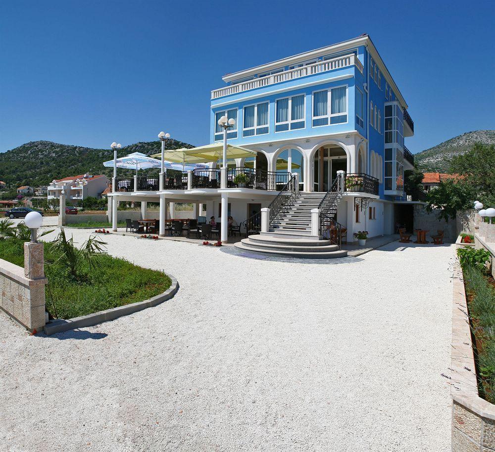 Villa Mediterana Seget Vranjica Exterior photo